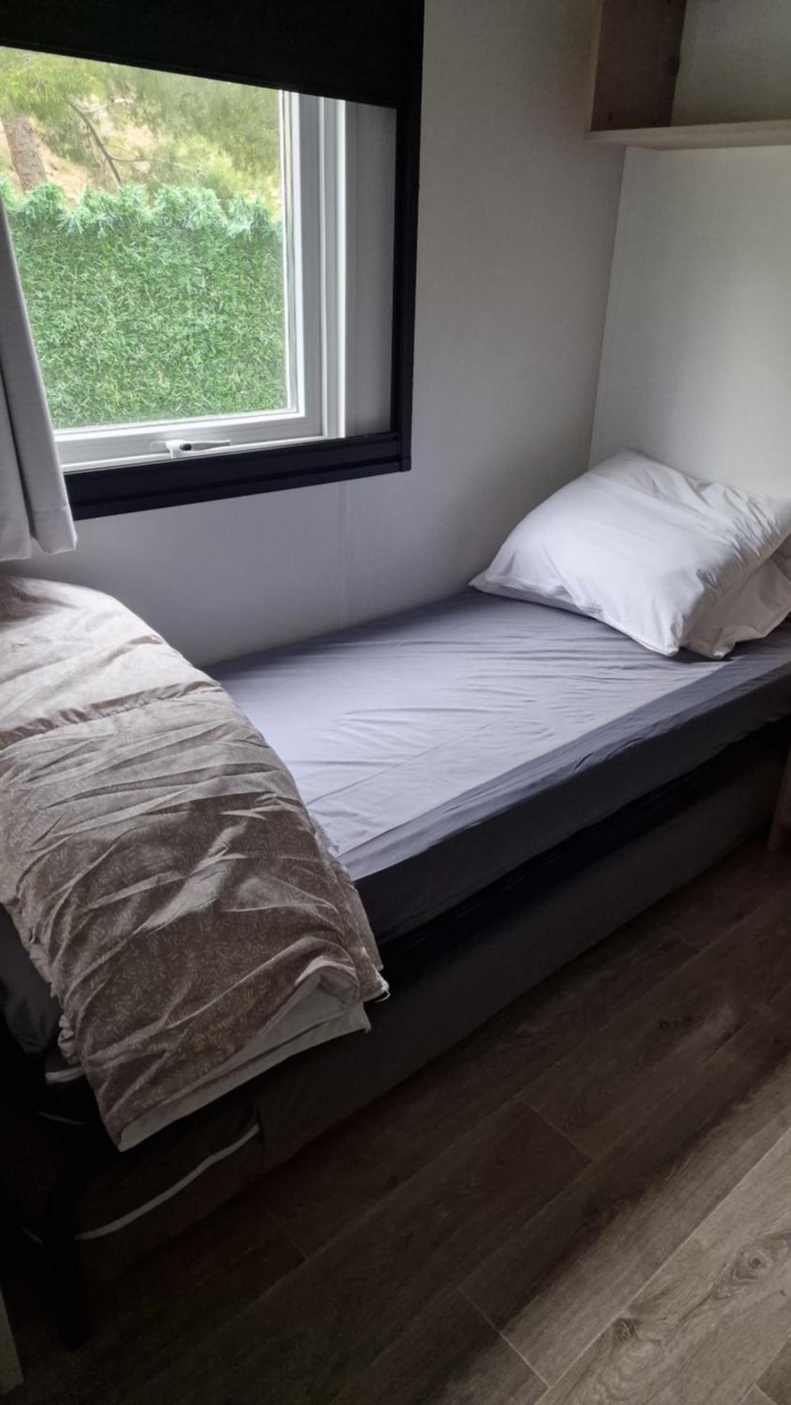 Mobilhome Clim Tele La Falaise 4 Etoiles Narbonne Ngoại thất bức ảnh